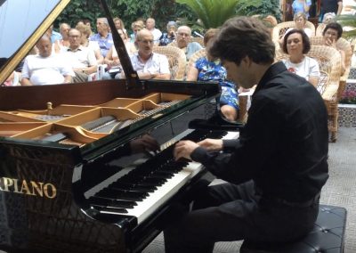 Clause Debussy – La puerta del vino